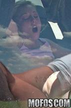 Katy Rose follada en el coche, foto 10