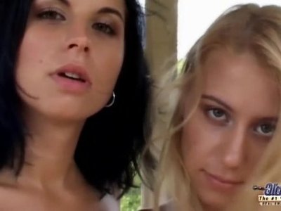 Nikky Thorne y Renata Black