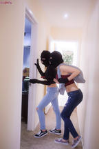 Ruby Sparx y Karla Kush son ladronas y lesbianas, foto 3
